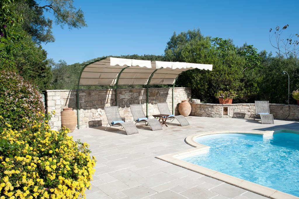 Kiparissi Villa Kourtaiika Exteriör bild